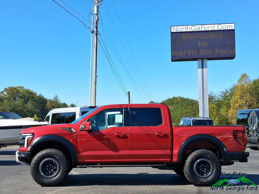 New 2025 Ford F-150 Raptor 4WD SuperCrew 5.5 Box w/ 3.5L EcoBoost Crew Cab Pickup
