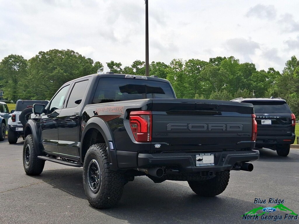 New 2026 Ford F-150 Raptor 4WD SuperCrew 5.5 Box Crew Cab Pickup