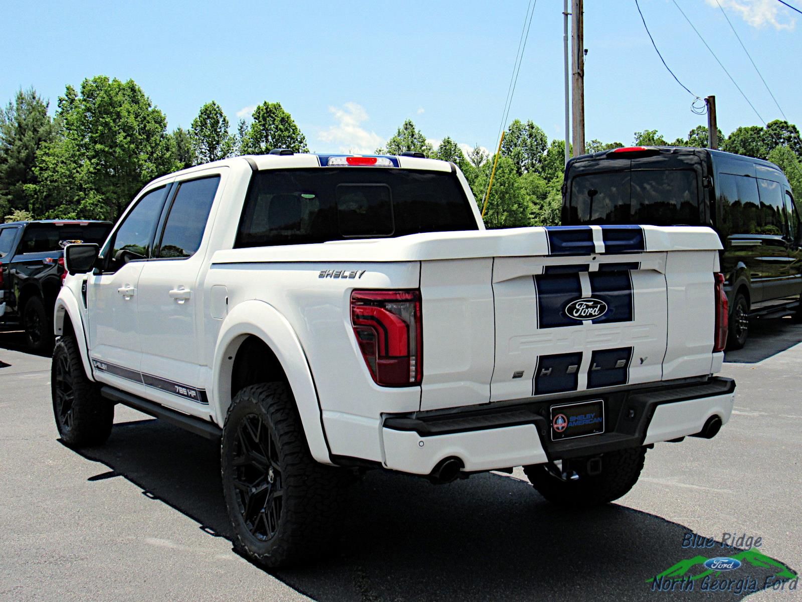 2025 Ford F-150 Lariat photo 3