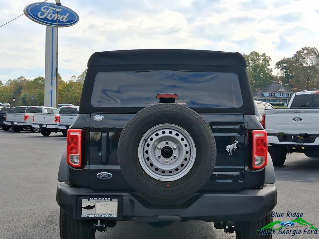 New 2025 Ford Bronco Base Sport Utility