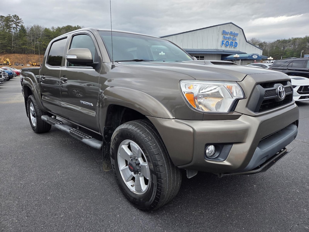 Used 2013 Toyota Tacoma 2WD Double Cab V6 AT PreRunner (Natl) Crew Cab Pickup