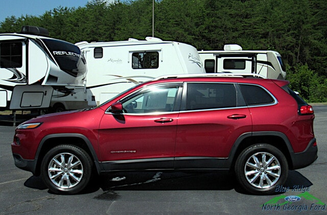 Used 2015 Jeep Cherokee Limited with VIN 1C4PJMDS9FW618907 for sale in Mineral Bluff, GA