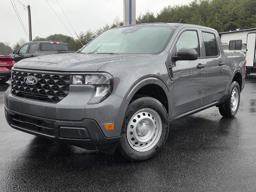 New 2026 Ford Maverick XL Crew Cab Pickup