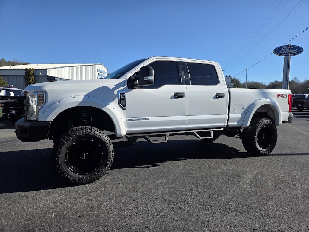 Used 2019 Ford Super Duty F-250 SRW XLT Crew Cab Pickup