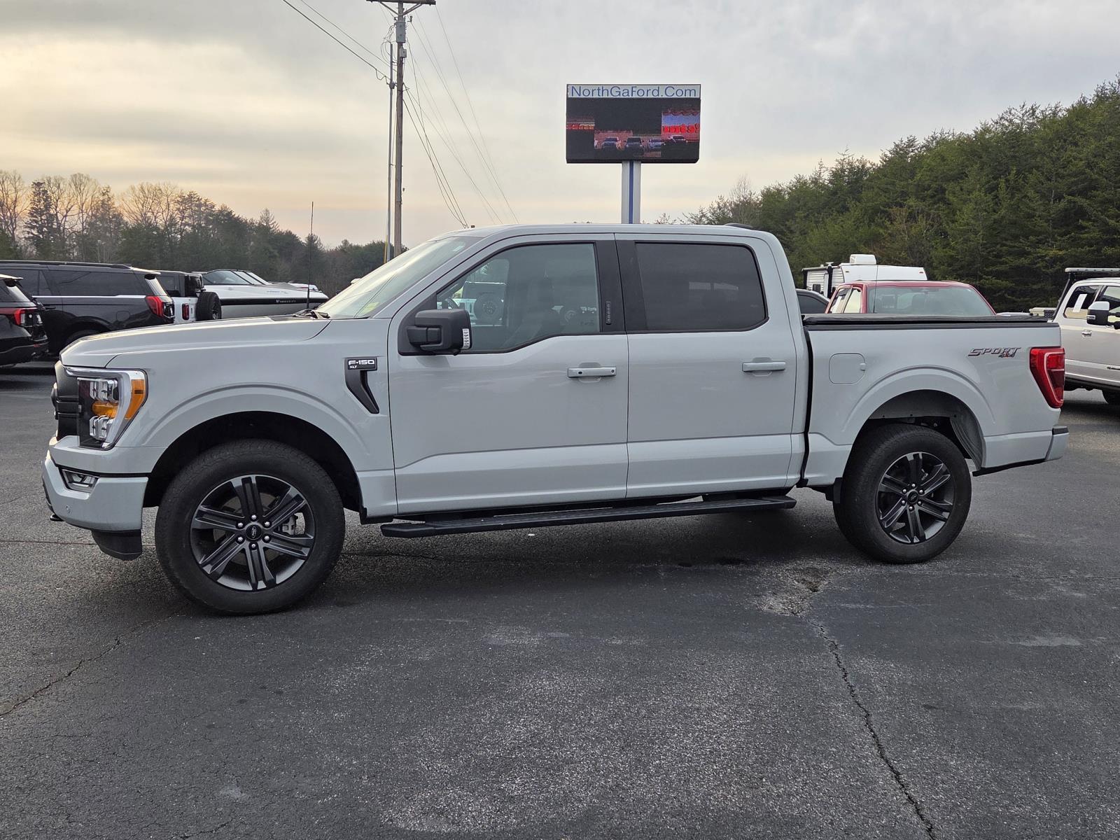 2023 Ford F-150 XLT - Photo 32