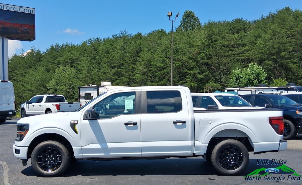 New 2025 Ford F-150 STX 2WD SuperCrew 5.5 Box w/2.7L EcoBoost Crew Cab Pickup