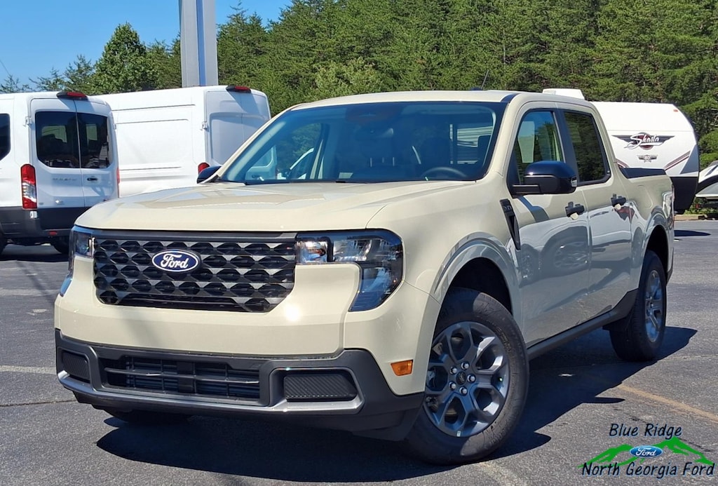 New 2025 Ford Maverick XLT Crew Cab Pickup