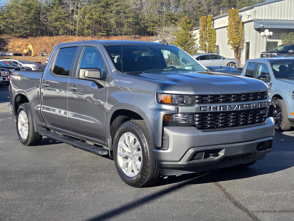Used 2021 Chevrolet Silverado 1500 4WD Crew Cab 147 Custom Crew Cab Pickup