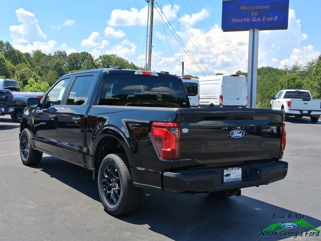 New 2025 Ford F-150 STX 2WD SuperCrew 5.5 Box w/2.7L EcoBoost Crew Cab Pickup
