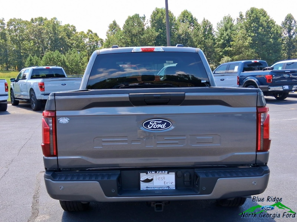 New 2025 Ford F-150 STX 2WD SuperCrew 5.5 Box w/2.7L EcoBoost Crew Cab Pickup