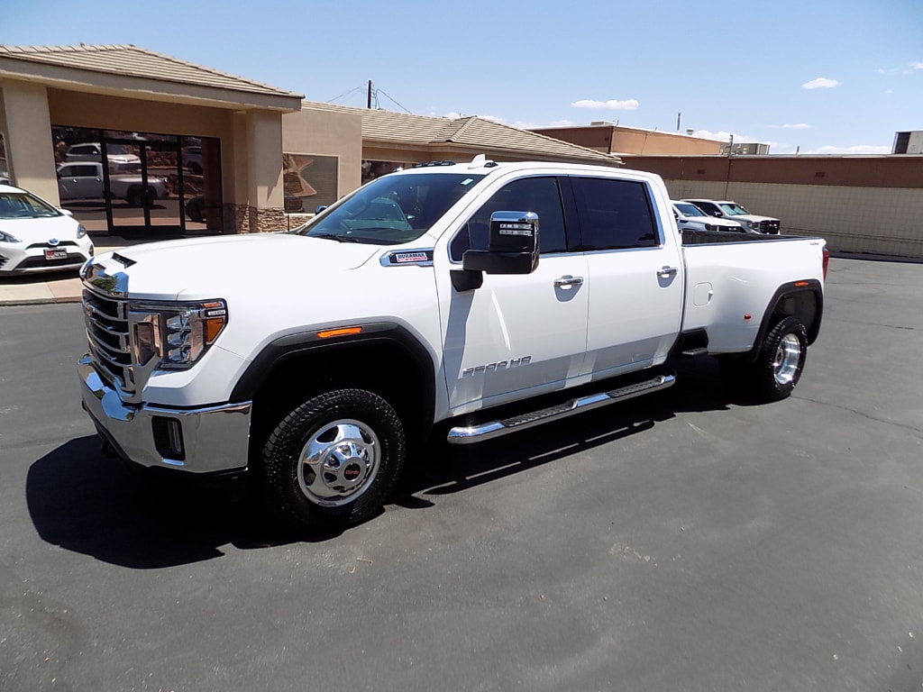 2022 GMC Sierra 4WD Crew Cab Long Box SLT's photo