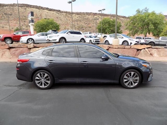2019 Kia Optima S photo 4