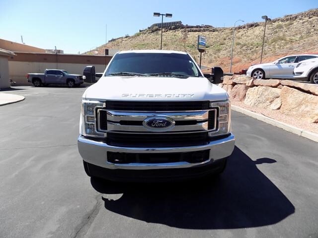 2017 Ford F-350 XLT photo 2
