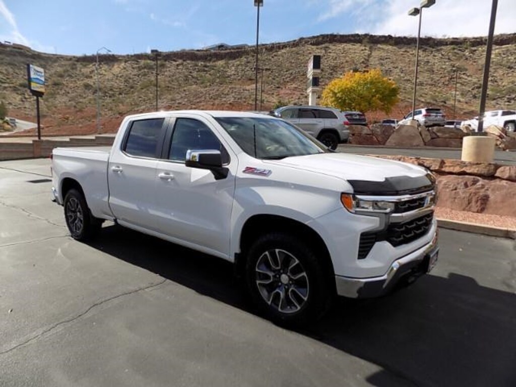 Used 2024 Chevrolet Silverado 1500 4WD Crew Cab 157 LT truck