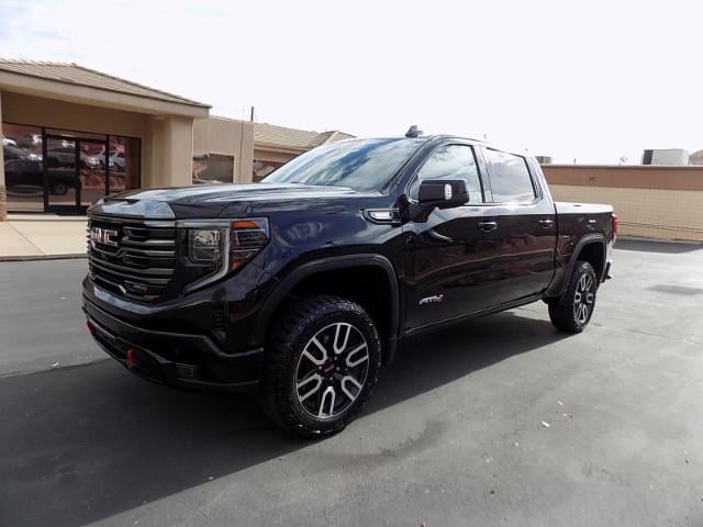2023 GMC Sierra 1500 AT4's photo
