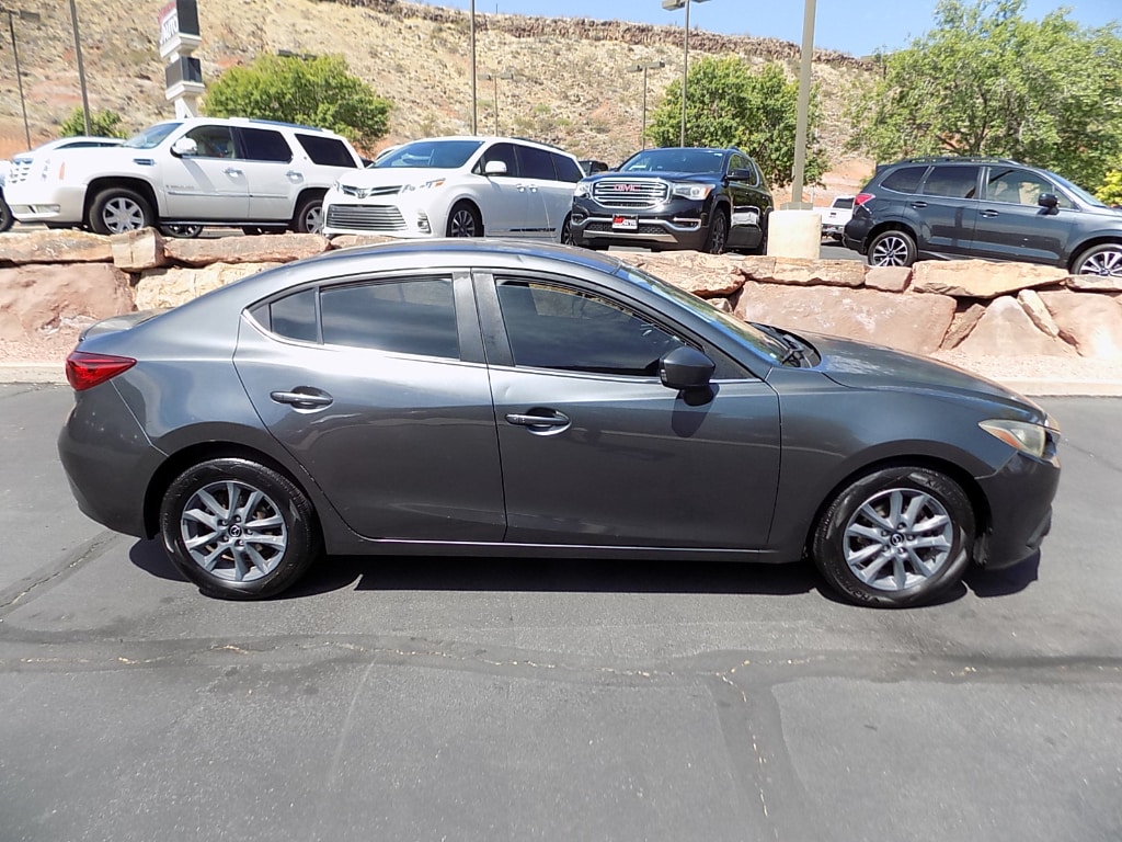 Used 2014 Mazda Mazda3 i Touring w/Skyactiv-G Sedan