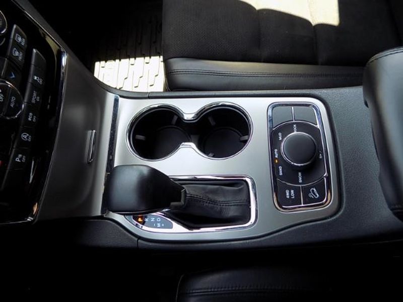 2020 Jeep Grand Cherokee Altitude - Photo 29