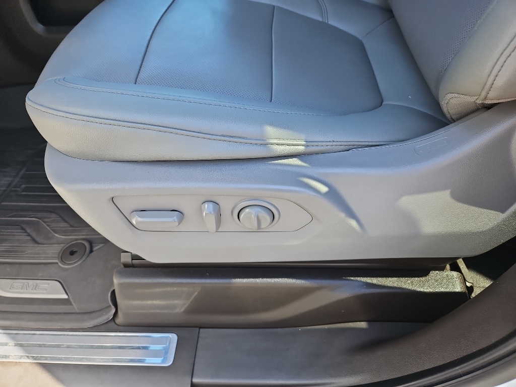 2021 GMC Sierra 1500 SLT - Photo 22