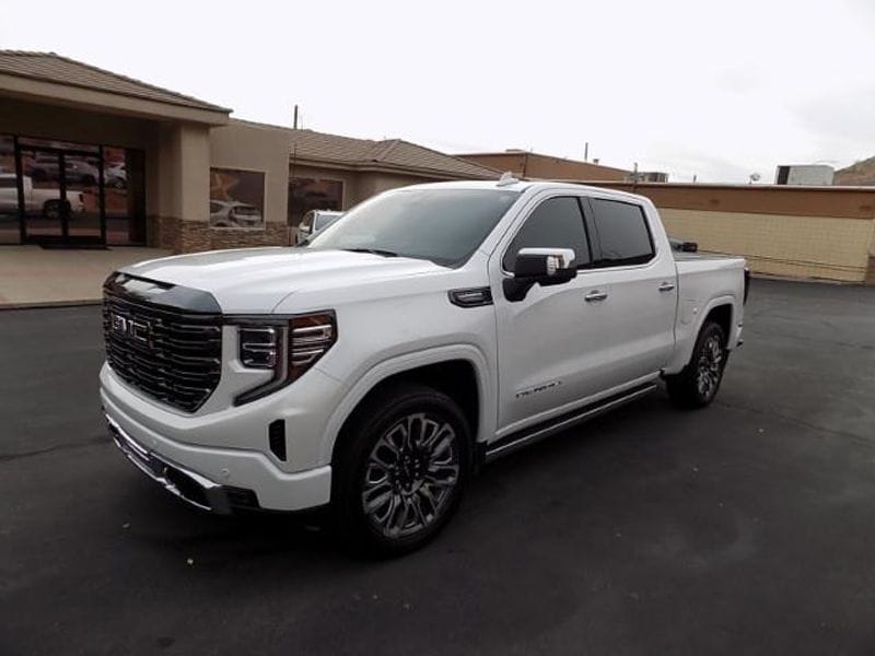 2024 GMC Sierra 4WD Crew Cab Short Box Denali Ultimate's photo