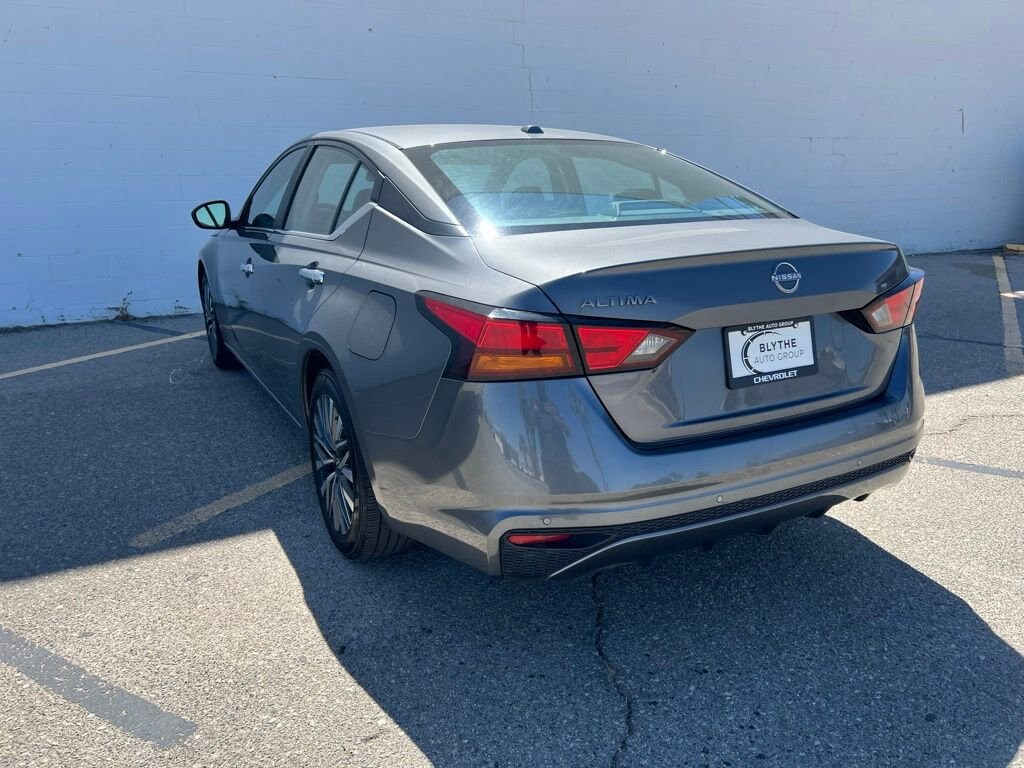 Used 2025 Nissan Altima SV