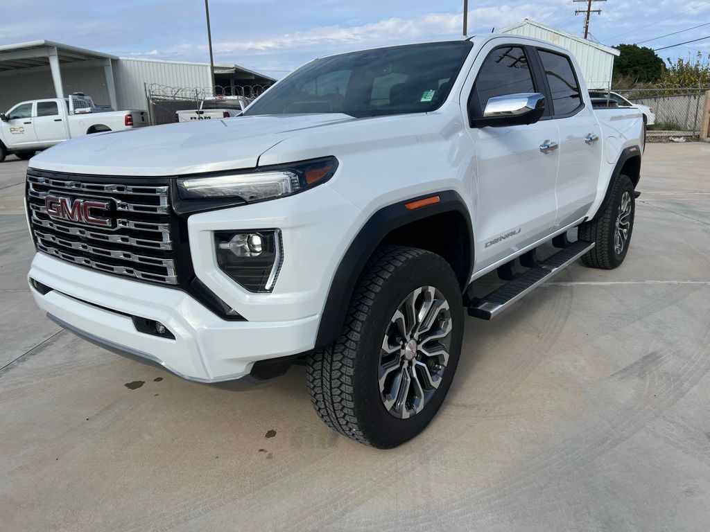 2026 GMC Canyon Denali's photo