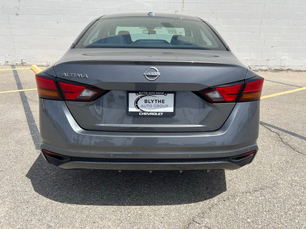 Used 2025 Nissan Altima SV