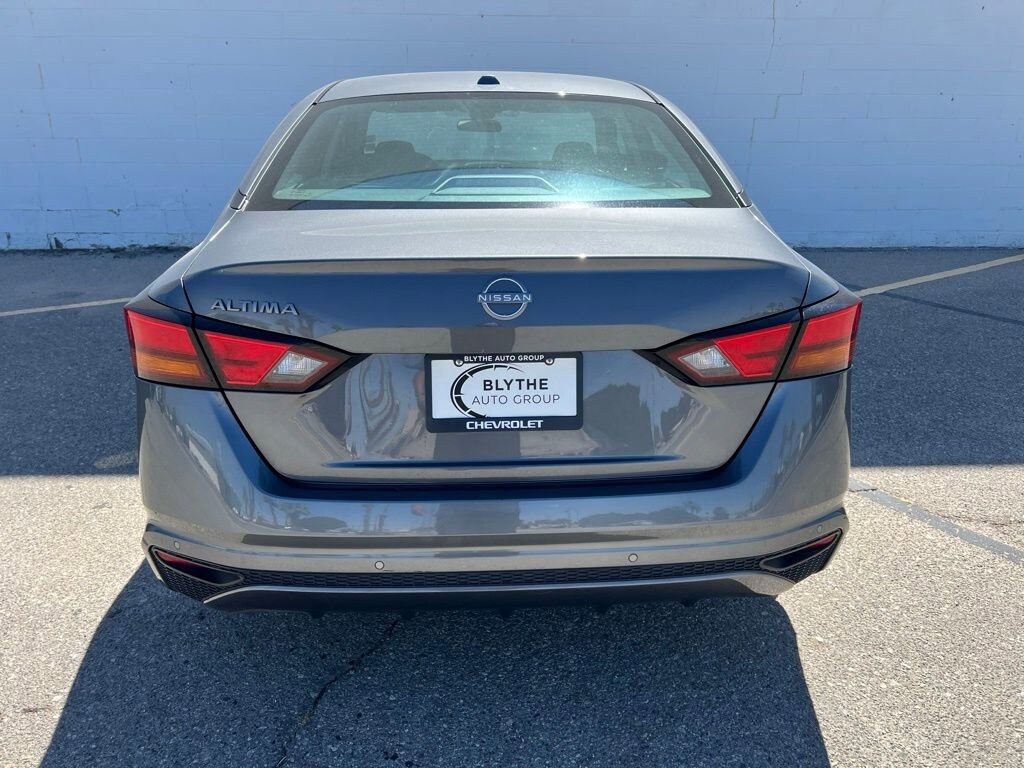 Used 2025 Nissan Altima SV
