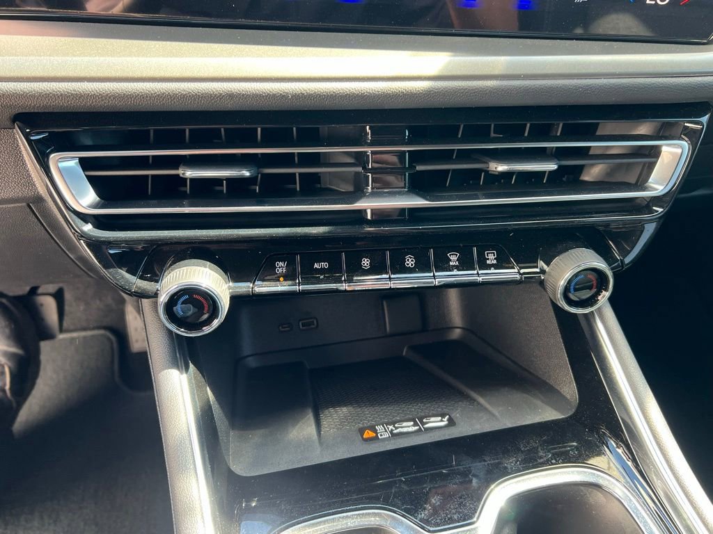 2026 Chevrolet Traverse LT - Photo 15