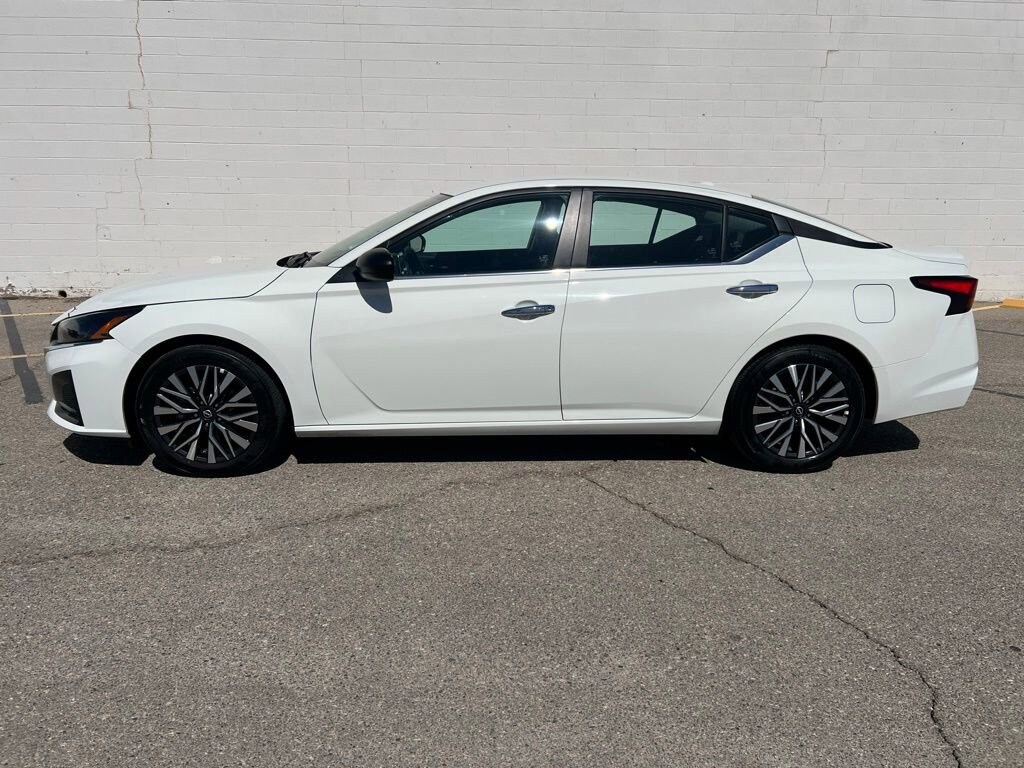 Used 2025 Nissan Altima SV