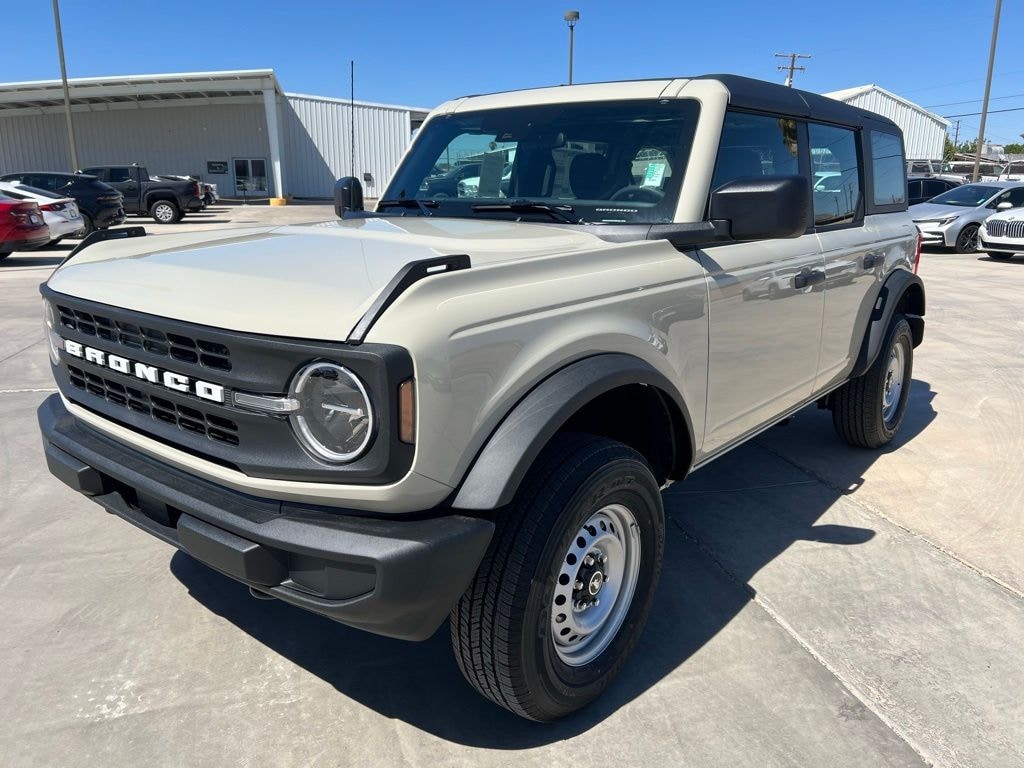 New 2025 Ford Bronco Base SUV