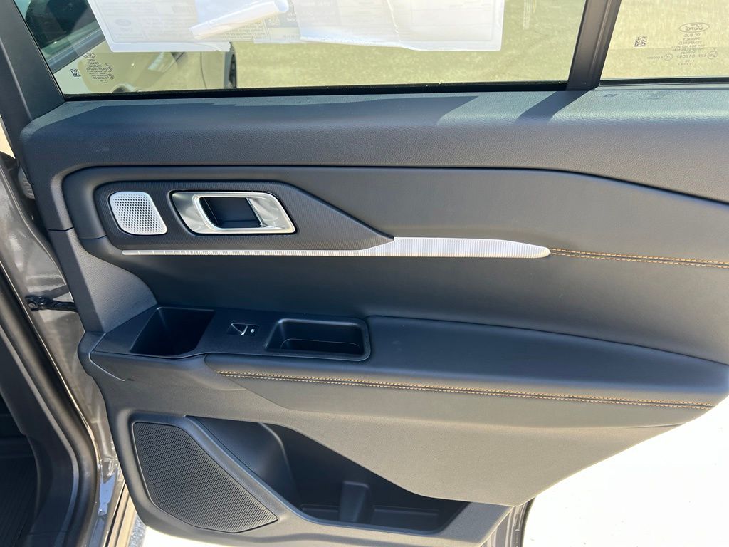 2026 Ford Explorer Tremor - Photo 27