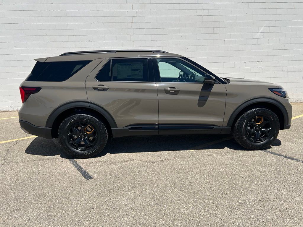 2026 Ford Explorer Tremor - Photo 7