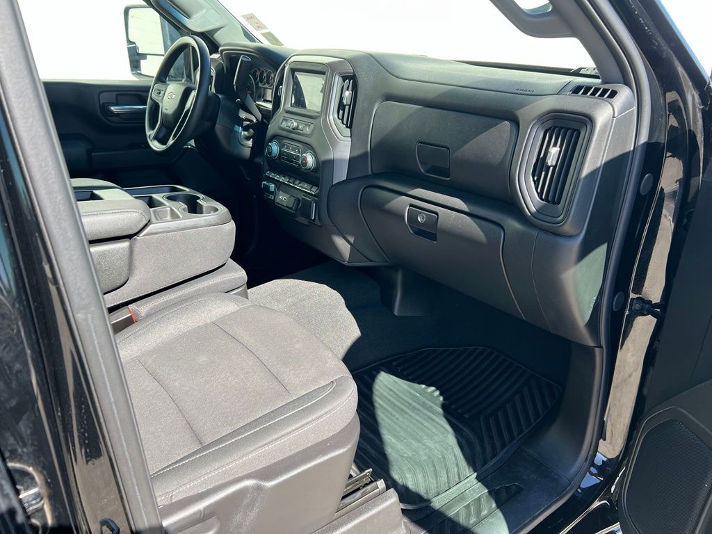 2024 Chevrolet Silverado 2500HD Custom - Photo 26