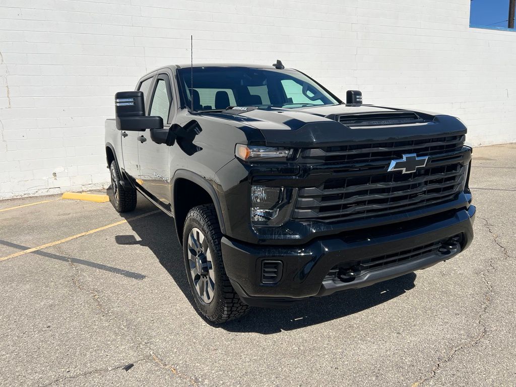 2024 Chevrolet Silverado 2500HD Custom - Photo 8