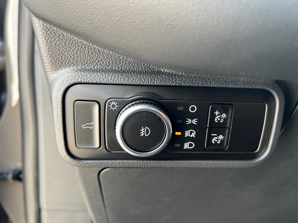 2026 Ford Explorer Tremor - Photo 11