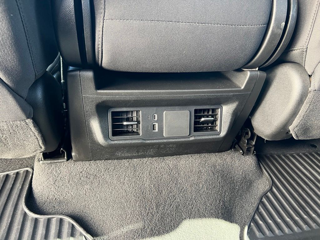 2024 Chevrolet Silverado 2500HD Custom - Photo 22
