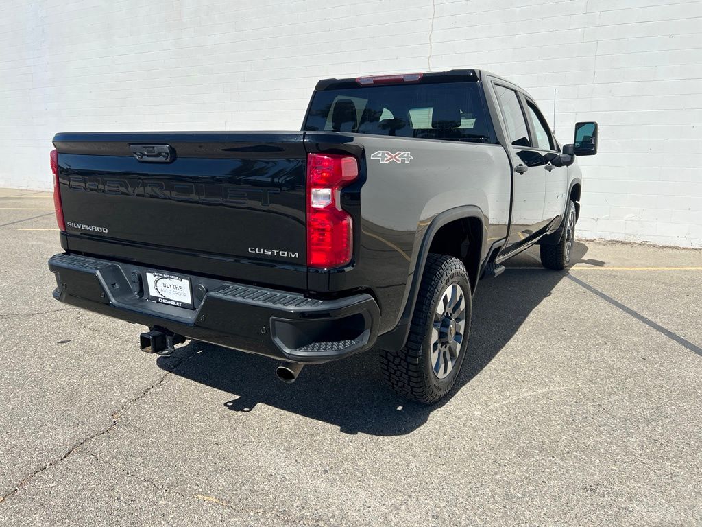 2024 Chevrolet Silverado 2500HD Custom - Photo 6