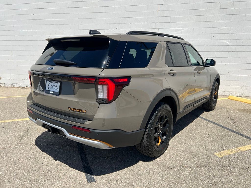 2026 Ford Explorer Tremor - Photo 6