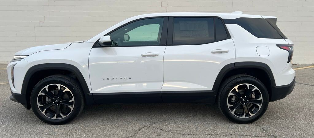 New 2026 Chevrolet Equinox LT SUV