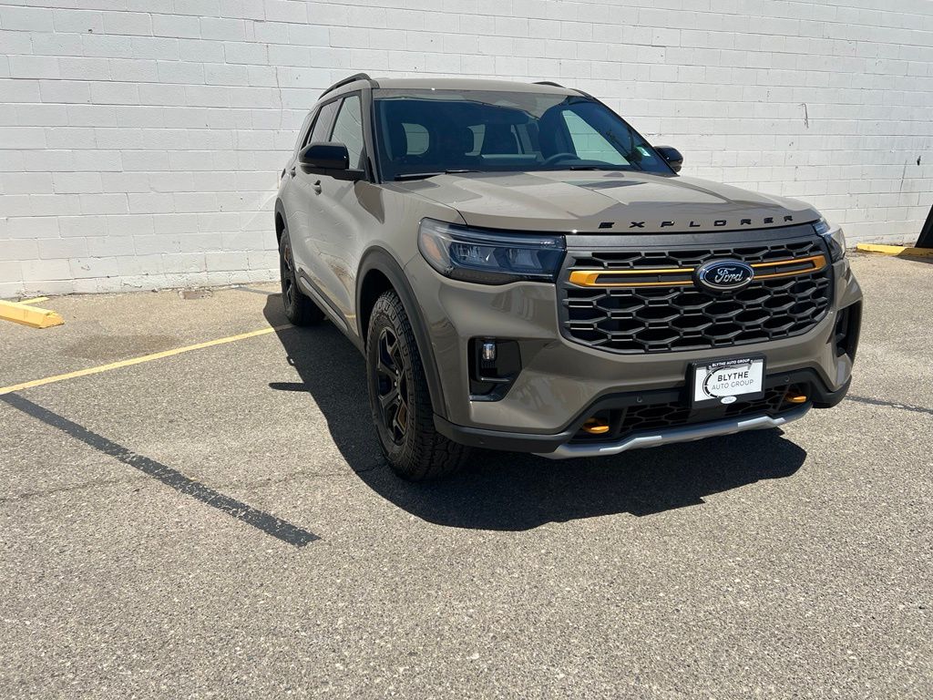 2026 Ford Explorer Tremor - Photo 8