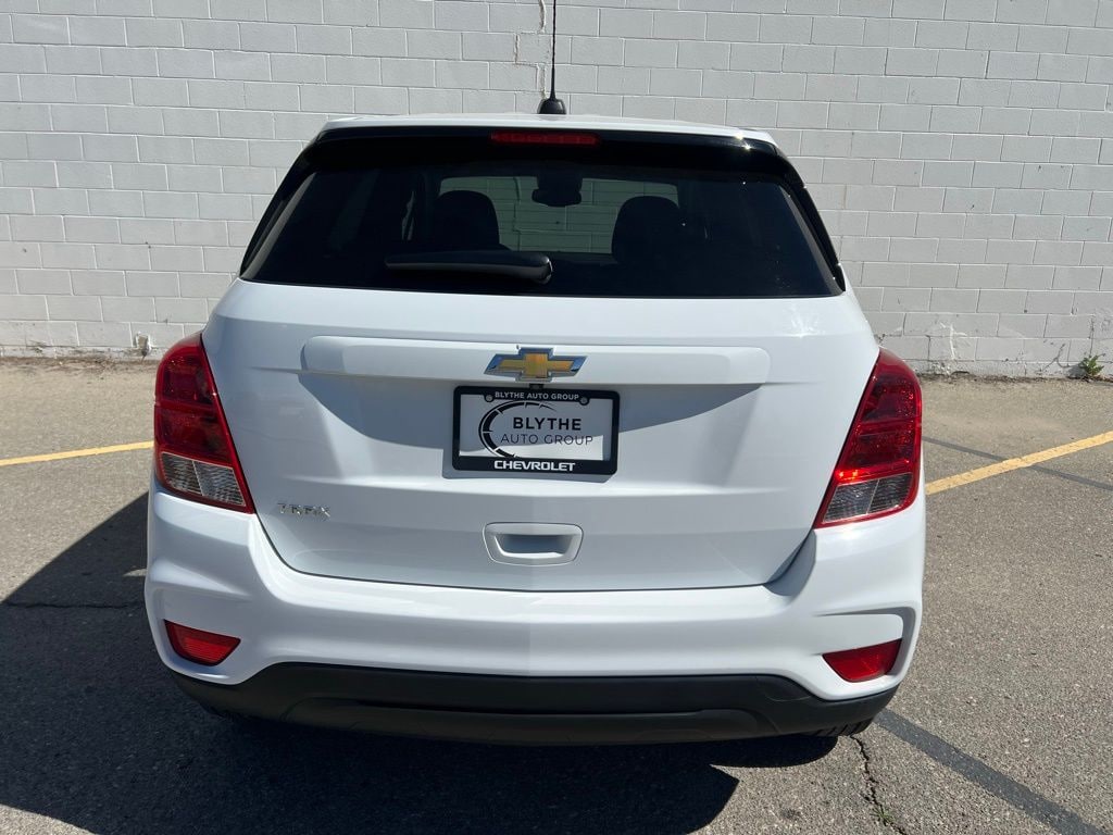 Used 2022 Chevrolet Trax LS SUV