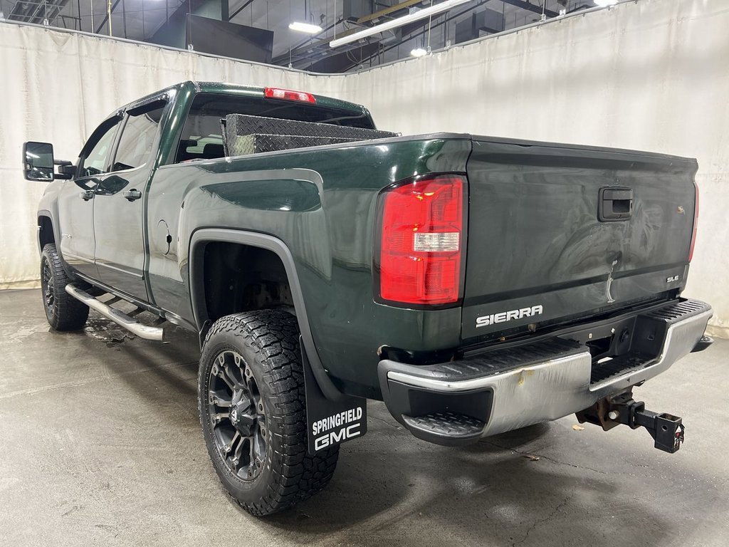 2015 Gmc Sierra SLE photo 2