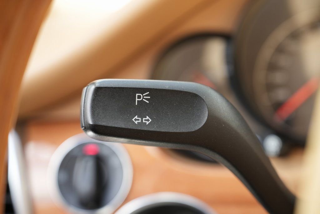 2013 Porsche Panamera - Photo 48