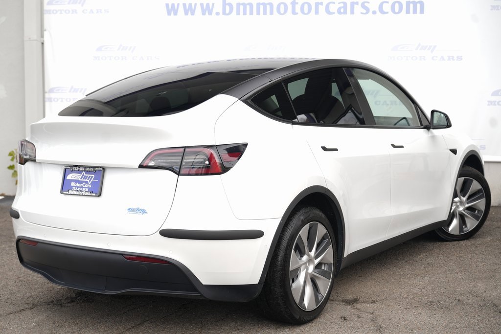 2021 Tesla Model Y Long Range photo 3