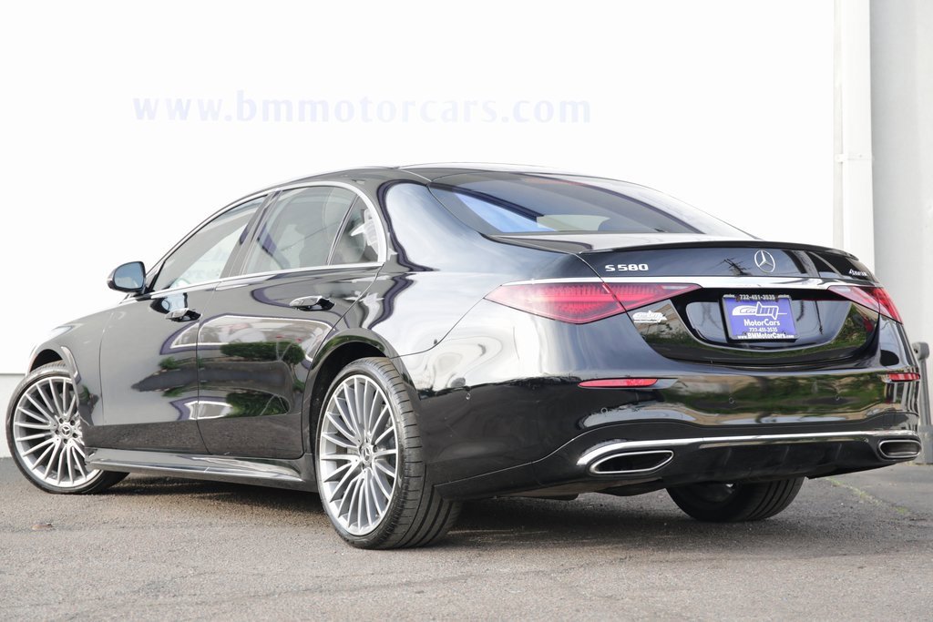 2022 Mercedes Benz S Maybach 580 photo 4