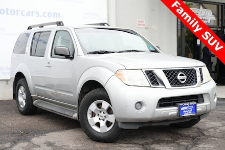 2008 Nissan Pathfinder SE SUV