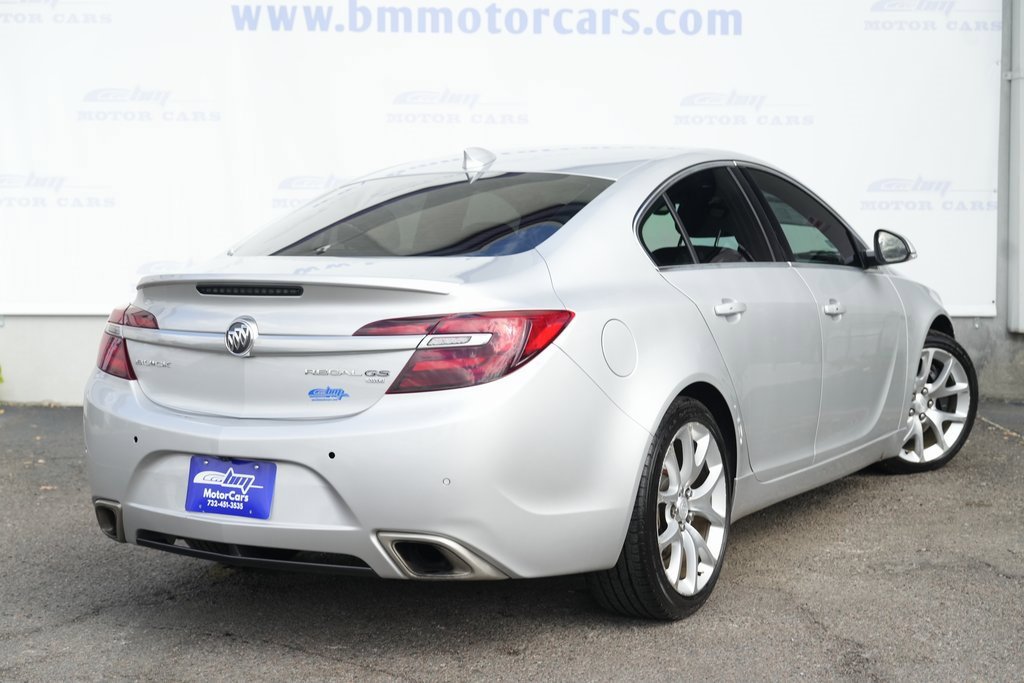 2017 Buick Regal GS photo 3