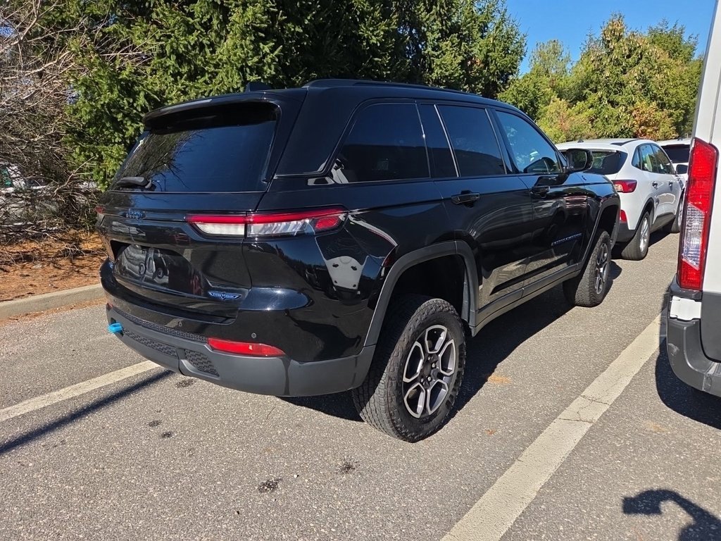 2023 Jeep Cherokee Trailhawk 4xe photo 4