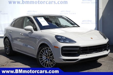 2023 Porsche Cayenne Coupe Turbo SUV