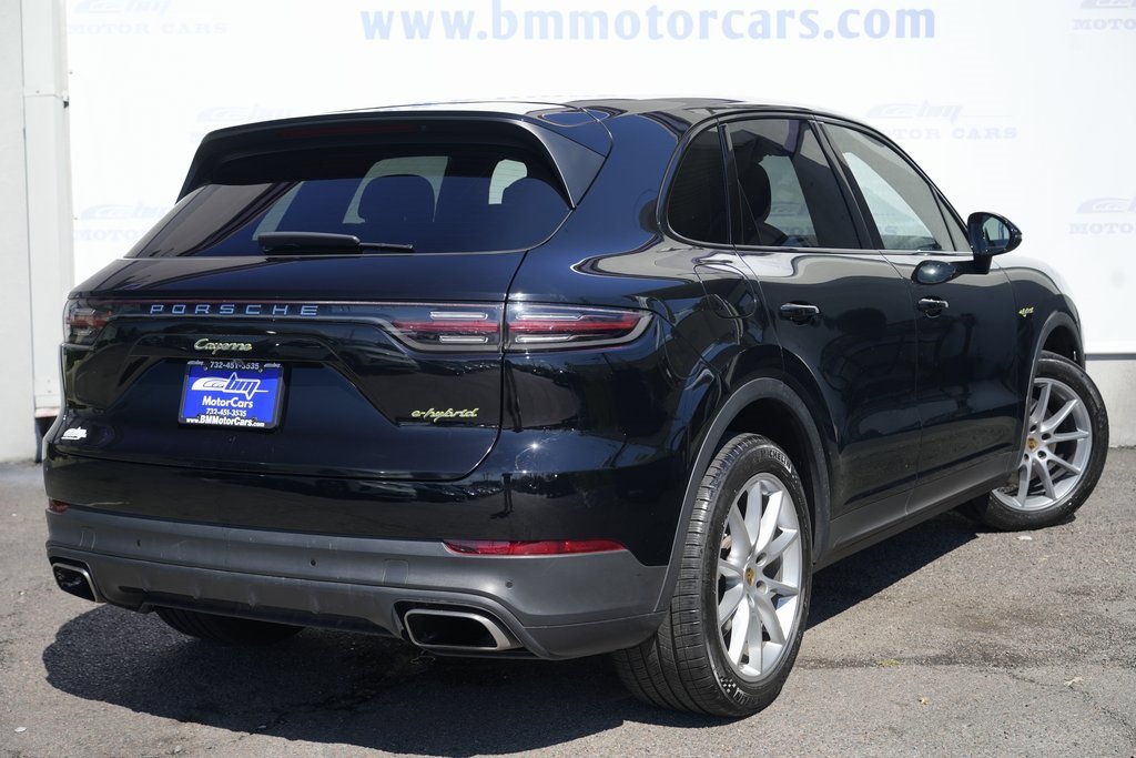2019 Porsche Cayenne S E-Hybrid photo 3